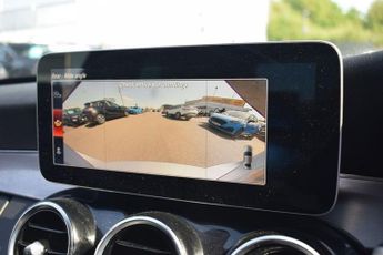 MERCEDES-BENZ C-CLASS 2.0 C220d AMG Line (Premium) Saloon 4dr Diesel G-Tronic+ Euro 6 