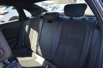 AUDI A4 2.0 TDI 35 Black Edition Saloon 4dr Diesel S Tronic Euro 6 (s/s)