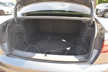 AUDI A4 2.0 TDI 35 Black Edition Saloon 4dr Diesel S Tronic Euro 6 (s/s)