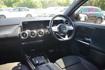 MERCEDES-BENZ GLA 2.0 GLA200d AMG Line (Executive) SUV 5dr Diesel 8G-DCT Euro 6 (s