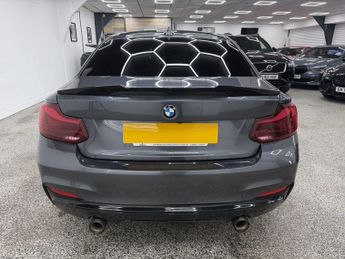 BMW 2 SERIES 2.0 230i M Sport Coupe 2dr Petrol Auto Euro 6 (s/s) (252 ps)
