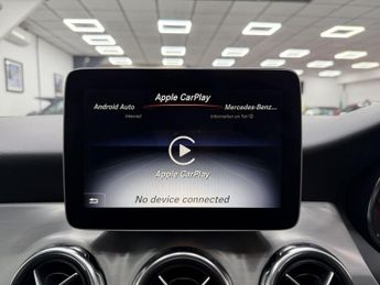 MERCEDES-BENZ 180 1.6 GLA200 AMG Line SUV 5dr Petrol 7G-DCT Euro 6 (s/s) (156 ps)