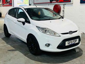 Ford Fiesta 1.4 TDCi DPF Titanium Hatchback 5dr Diesel Manual (107 g/km, 69 