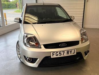 Ford Fiesta 2.0 ST Hatchback 3dr Petrol Manual (177 g/km, 148 bhp)