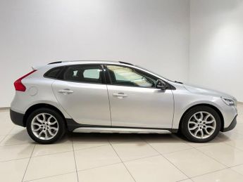 VOLVO V40 CROSS COUNTRY 1.5 T3 GPF Nav Plus Hatchback 5dr Petrol Auto Euro 6 (s/s) (152 