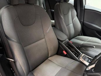 VOLVO V40 CROSS COUNTRY 1.5 T3 GPF Nav Plus Hatchback 5dr Petrol Auto Euro 6 (s/s) (152 