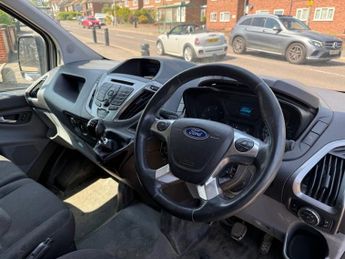 FORD TRANSIT CUSTOM 2.2 TDCi 270 Trend Panel Van 5dr Diesel Manual L1 H1 (186 g/km, 