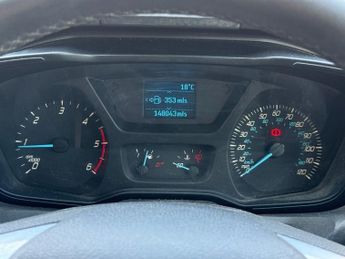 FORD TRANSIT CUSTOM 2.2 TDCi 270 Trend Panel Van 5dr Diesel Manual L1 H1 (186 g/km, 