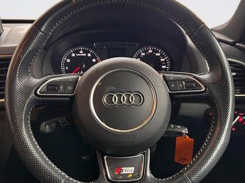 AUDI Q3 2.0 TFSI S line Edition SUV 5dr Petrol S Tronic quattro Euro 6 (