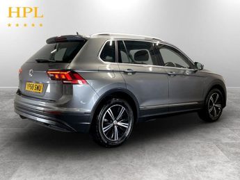 VOLKSWAGEN TIGUAN 2.0 TDI SE Navigation SUV 5dr Diesel DSG Euro 6 (s/s) (150 ps)