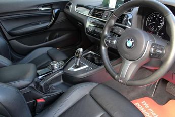 BMW 1 SERIES 1.5 118i GPF M Sport Shadow Edition Hatchback 5dr Petrol Auto Eu