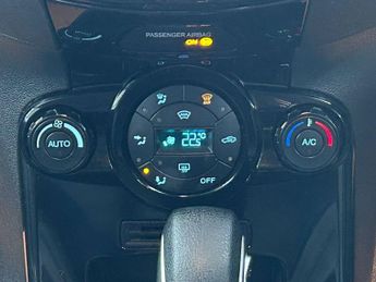 FORD FIESTA 1.0T EcoBoost Titanium Hatchback 5dr Petrol Powershift Euro 6 (1