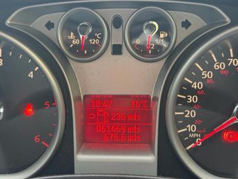 FORD FOCUS 1.6 TDCi DPF Zetec Hatchback 5dr Diesel Manual (119 g/km, 108 bh