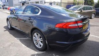 JAGUAR XF 2.2d Premium Luxury Saloon 4dr Diesel Auto Euro 5 (s/s) (163 ps)