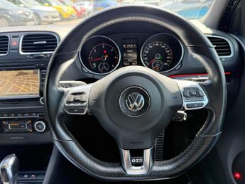 VOLKSWAGEN GOLF 2.0 TDI GTD (Leather) Hatchback 3dr Diesel DSG Euro 5 (170 ps)