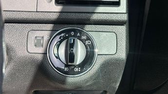MERCEDES-BENZ C CLASS 2.1 C220 CDI BlueEfficiency SE Saloon 4dr Diesel Auto Euro 5 (17