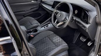 VOLKSWAGEN GOLF 2.0 TDI R-Line Hatchback 5dr Diesel DSG Euro 6 (s/s) (150 ps)