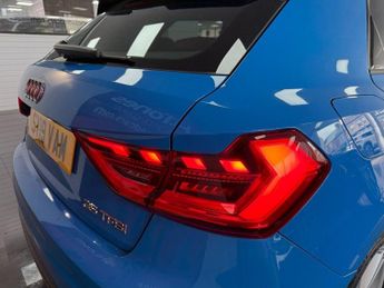 AUDI A1 1.5 TFSI 35 S line Sportback 5dr Petrol S Tronic Euro 6 (s/s) (1