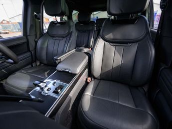 LAND ROVER RANGE ROVER 3.0 D350 MHEV SV SUV 5dr Diesel Auto 4WD Euro 6 (s/s) (350 ps)