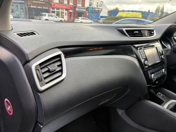 NISSAN QASHQAI 1.6 dCi Tekna SUV 5dr Diesel Manual 2WD Euro 6 (s/s) (130 ps)
