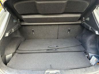 NISSAN QASHQAI 1.6 dCi Tekna SUV 5dr Diesel Manual 2WD Euro 6 (s/s) (130 ps)