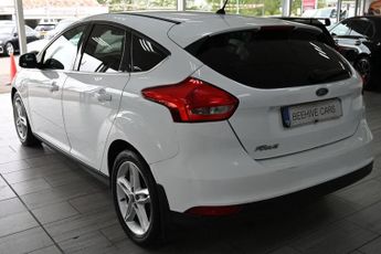 FORD FOCUS 1.5 TDCi Zetec Hatchback 5dr Diesel Manual Euro 6 (s/s) (120 ps)