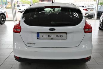 FORD FOCUS 1.5 TDCi Zetec Hatchback 5dr Diesel Manual Euro 6 (s/s) (120 ps)