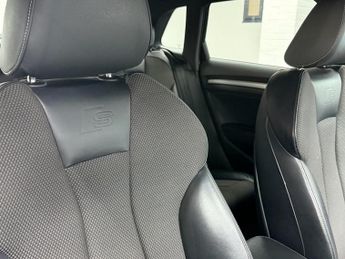 AUDI A3 1.0 TFSI 30 Black Edition Sportback 5dr Petrol S Tronic Euro 6 (