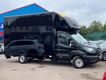 Ford Transit 2.0 350 EcoBlue Leader Luton 3dr Diesel Manual FWD L4 Euro 6 (s/