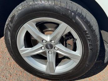 AUDI Q5 2.0 TFSI Sport SUV 5dr Petrol S Tronic quattro Euro 6 (s/s) (252