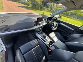 AUDI Q5 2.0 TFSI Sport SUV 5dr Petrol S Tronic quattro Euro 6 (s/s) (252