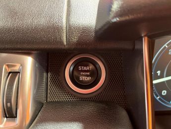 LAND ROVER RANGE ROVER SPORT 3.0 SD V6 HSE SUV 5dr Diesel Auto 4WD Euro 6 (s/s) (306 ps)