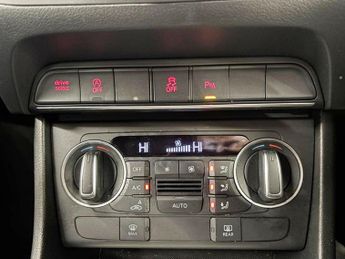 AUDI Q3 2.0 TDI S line Edition SUV 5dr Diesel S Tronic quattro Euro 6 (s