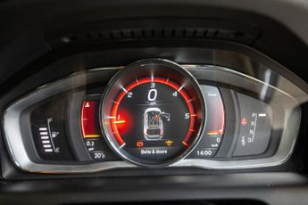 VOLVO XC60 2.0 D4 SE Lux Nav SUV 5dr Diesel Auto Euro 6 (s/s) (190 ps)