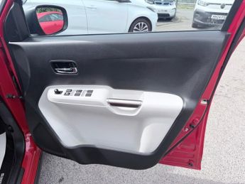 SUZUKI IGNIS Red 1.2 Dualjet MHEV SZ5 ALLGRIP, 33,038 miles, Euro 6, ULEZ com