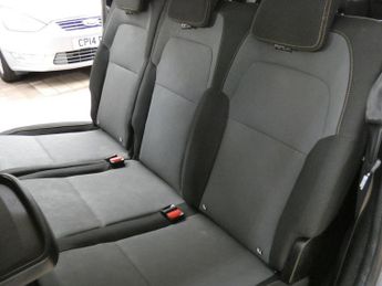 DACIA JOGGER 1.6 Hybrid EXTREME MPV 5dr Petrol Hybrid Auto Euro 6 (s/s) (140 