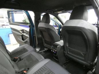 PEUGEOT 5008 1.2 GT SUV 5dr Petrol Hybrid e-DSC6 Euro 6 (s/s) (136 ps)