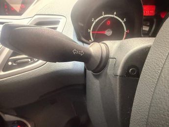 FORD FIESTA 1.4 Edge Hatchback 3dr Petrol Automatic (154 g/km, 94 bhp)