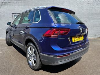 VOLKSWAGEN TIGUAN 2.0 TDI BlueMotion Tech SEL SUV 5dr Diesel Manual 4Motion Euro 6