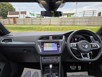 VOLKSWAGEN TIGUAN 2.0 TSI R-Line SUV 5dr Petrol DSG 4Motion Euro 6 (s/s) (180 ps)