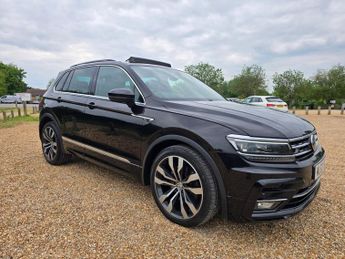 VOLKSWAGEN TIGUAN 2.0 TSI R-Line SUV 5dr Petrol DSG 4Motion Euro 6 (s/s) (180 ps)