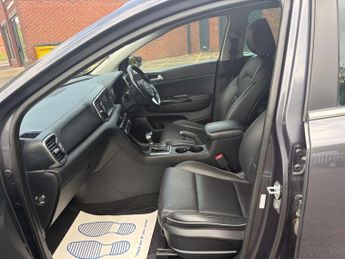 KIA SPORTAGE 1.7 CRDi 3 SUV 5dr Diesel DCT Euro 6 (s/s) (139 bhp)