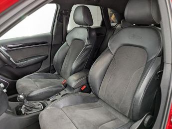 AUDI Q3 2.0 TDI Black Edition SUV 5dr Diesel S Tronic quattro Euro 6 (s/