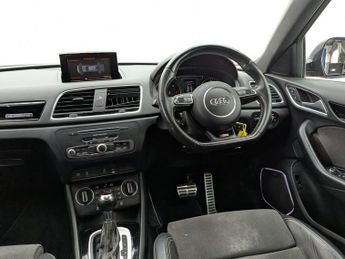 AUDI Q3 2.0 TDI Black Edition SUV 5dr Diesel S Tronic quattro Euro 6 (s/