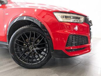 AUDI Q3 2.0 TDI Black Edition SUV 5dr Diesel S Tronic quattro Euro 6 (s/