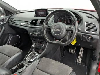 AUDI Q3 2.0 TDI Black Edition SUV 5dr Diesel S Tronic quattro Euro 6 (s/