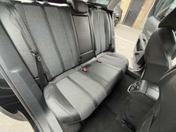 PEUGEOT 3008 1.6 BlueHDi Allure SUV 5dr Diesel EAT Euro 6 (s/s) (120 ps)