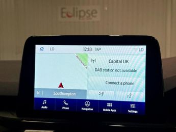 FORD KUGA 2.5 EcoBoost Duratec 14.4kWh ST-Line First Edition SUV 5dr Petro