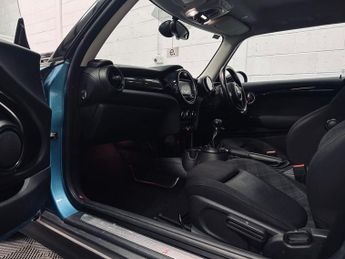 MINI HATCH 2.0 Cooper S Hatchback 3dr Petrol Manual Euro 6 (s/s) (192 ps)