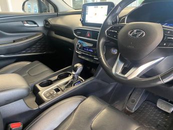 HYUNDAI SANTA FE 2.2 CRDi Premium SE SUV 5dr Diesel Auto 4WD Euro 6 (s/s) 7 Seat 